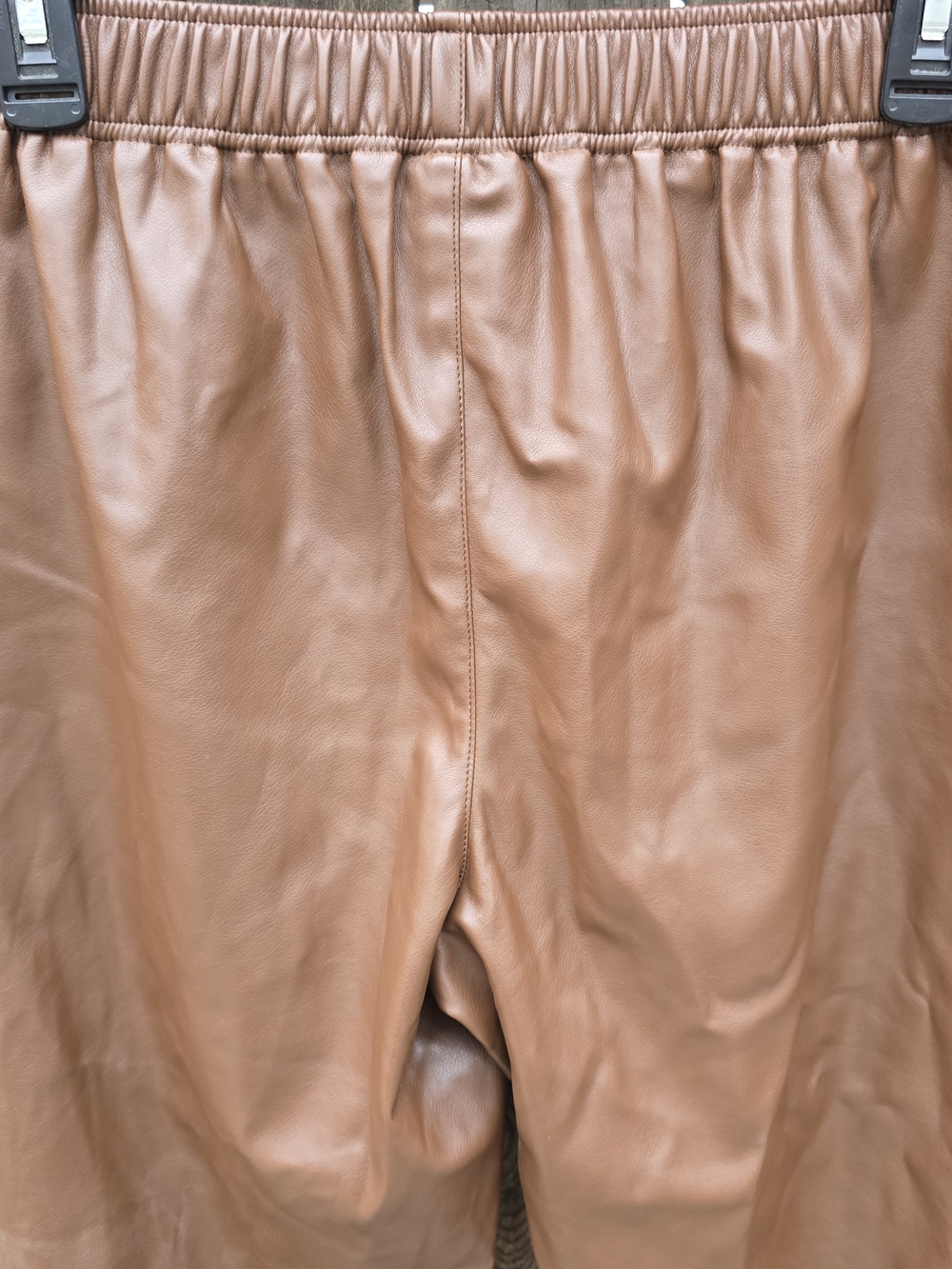 Ariat Faux Leather Pull on Jogger Pants Western Stitching Size XS - Picture 5 of 9